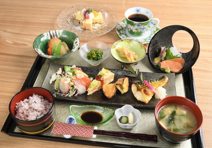 食堂Cafe 紬