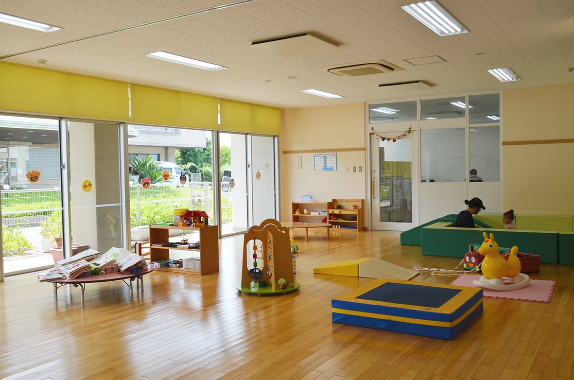 子育て支援センター