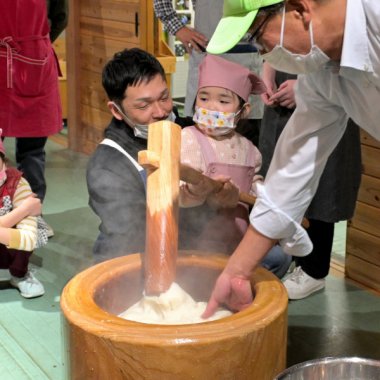 【申込要／先着順】もちつき【ゆめさきの森公園】