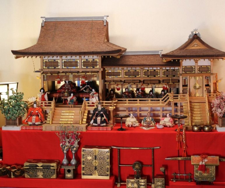 春の特別展「雛まつり～まちの雛･ふるさとの雛～」【日本玩具博物館】