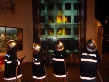 着て・見て・体験！こども防災フェア