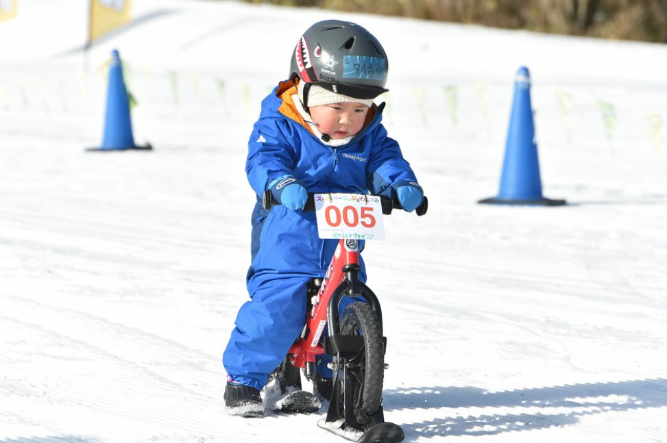 ストライダーエンジョイカップ　六甲山スノーステージ