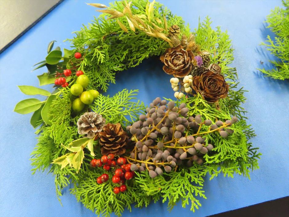 クリスマスリースを作ろう