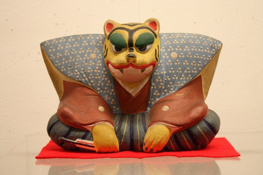 冬の企画展　虎の郷土玩具展【日本玩具博物館】