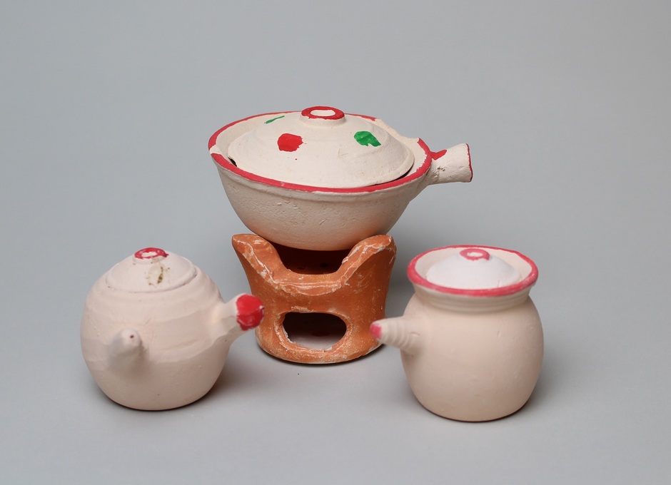 夏秋の特別展「世界のままごと道具〜小さな世界のキッチン探訪〜」【日本玩具博物館】