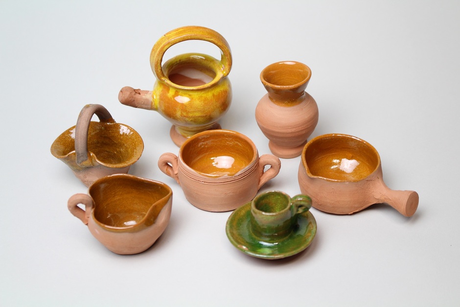 夏秋の特別展「世界のままごと道具〜小さな世界のキッチン探訪〜」【日本玩具博物館】