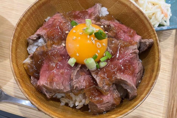 ニコニコおむすび結