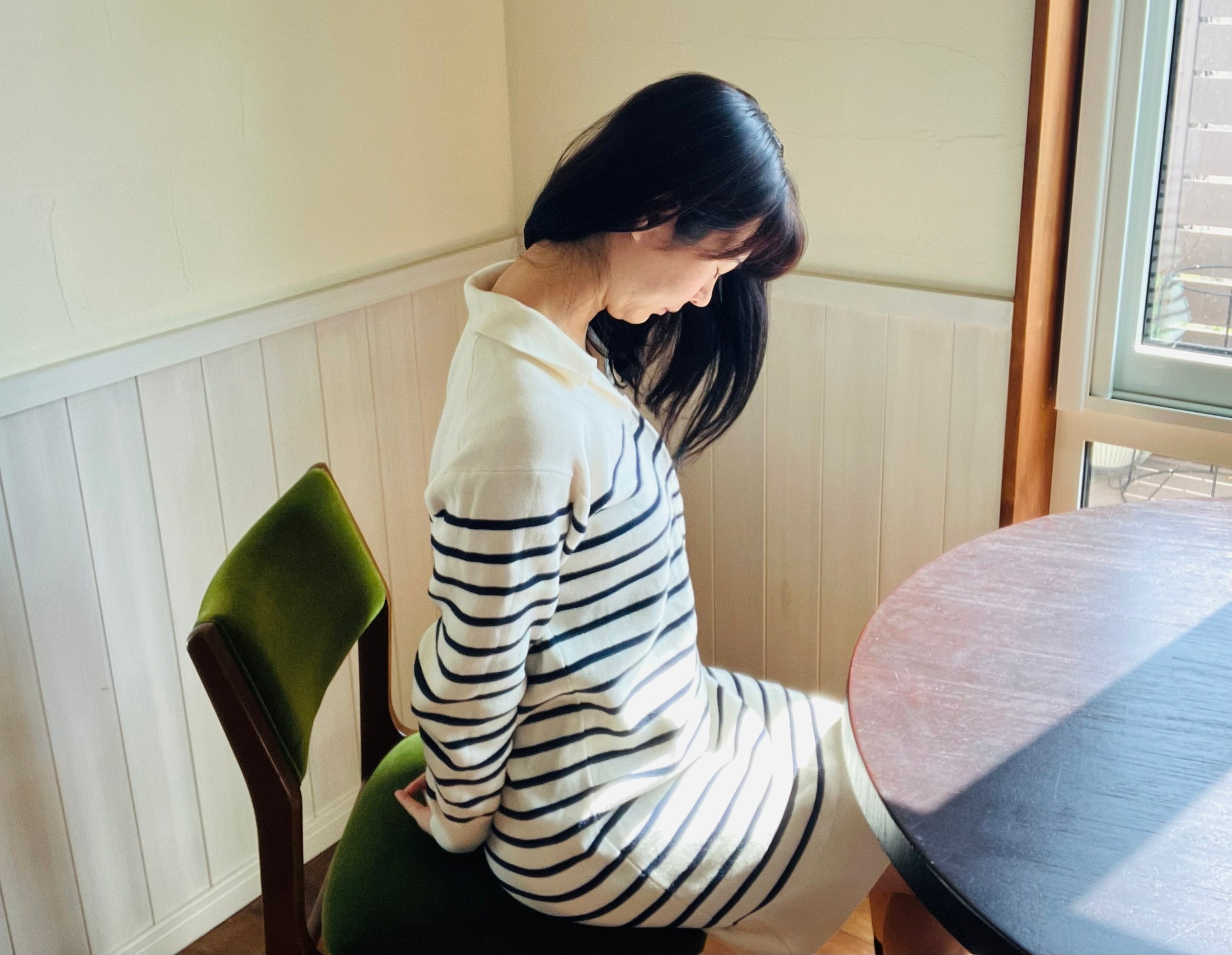 肩甲骨を下げて肩コリ首コリ改善