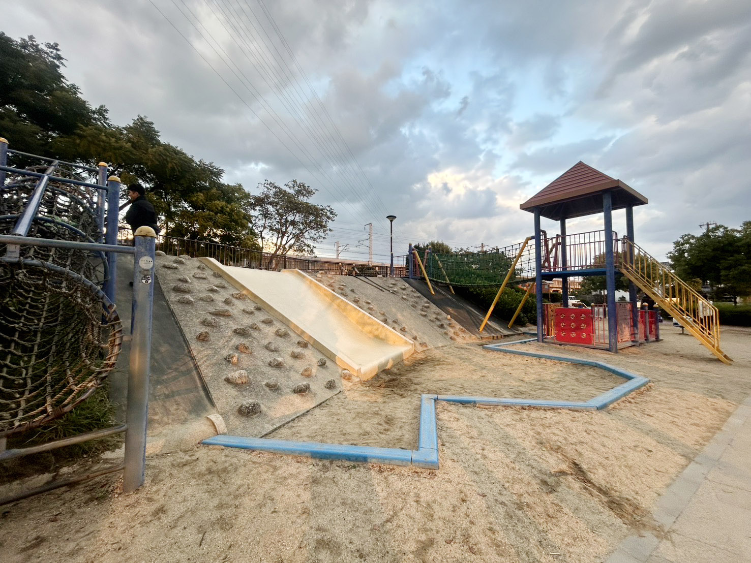 石ヶ池公園
