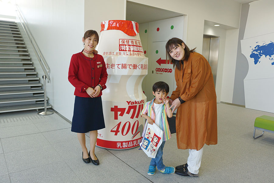 ヤクルト工場見学・おみやげ