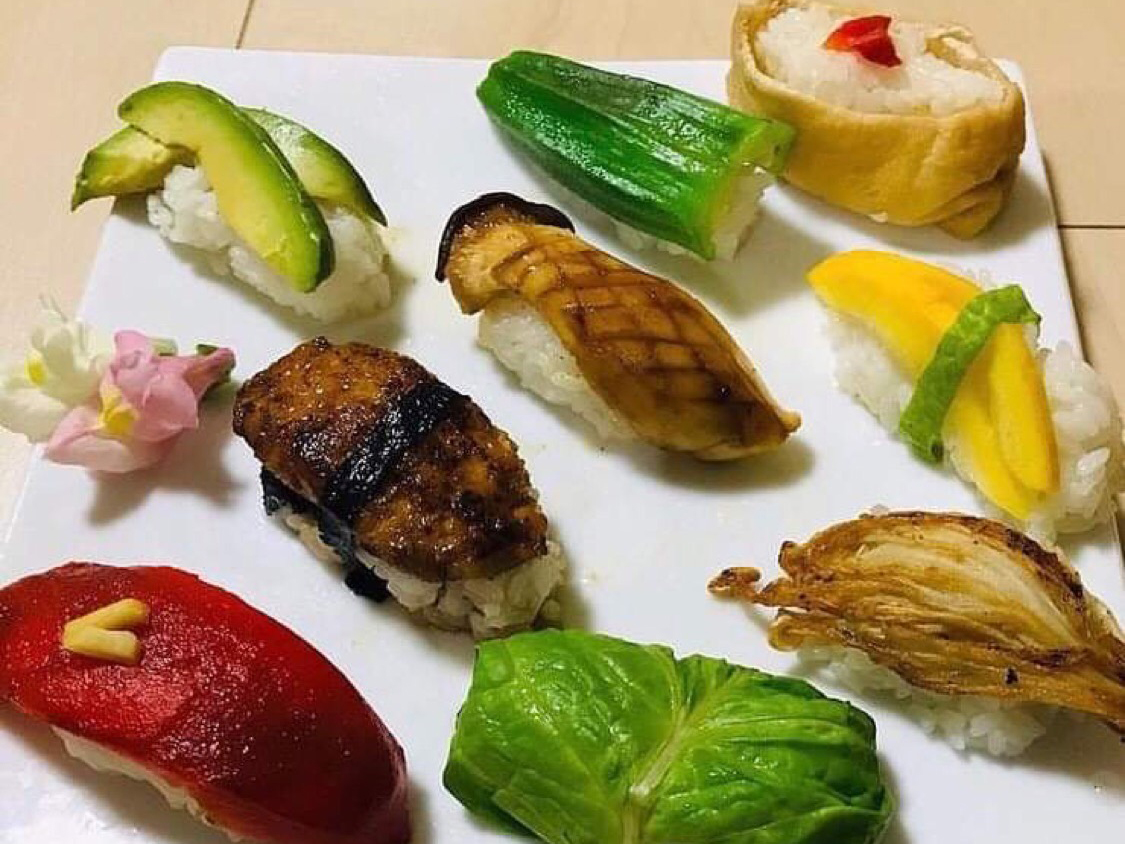 本屋の中のレストラン香凛