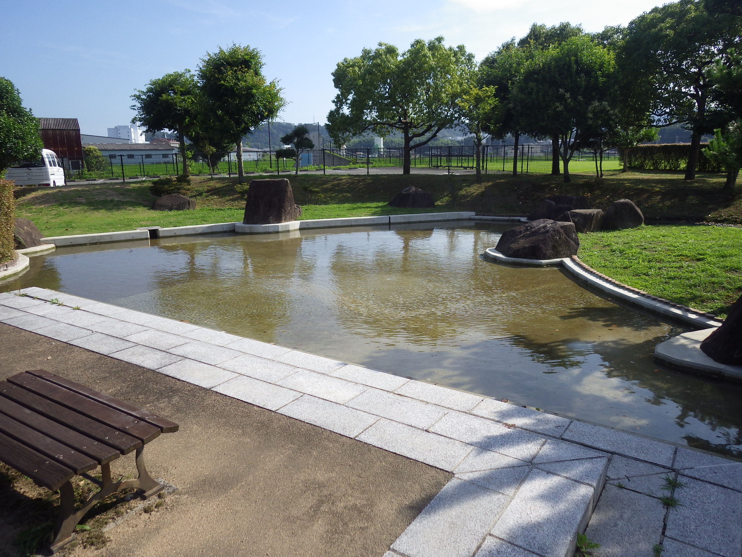 福崎町　じゃぶじゃぶ池