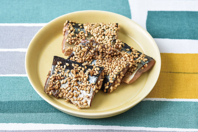 さんまのごま焼き