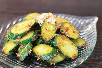 キュウリの味噌おかか和え