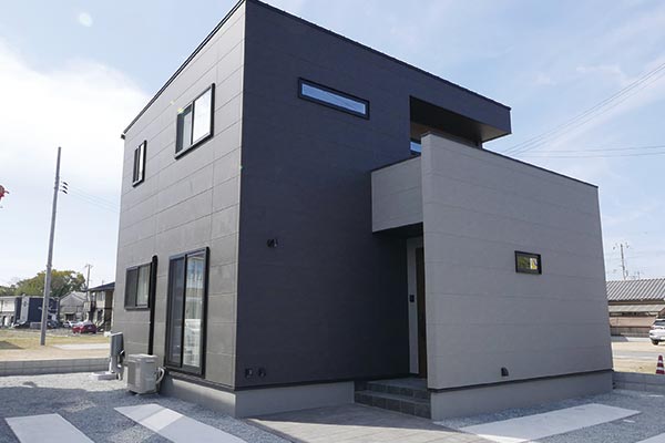 竜野工務店