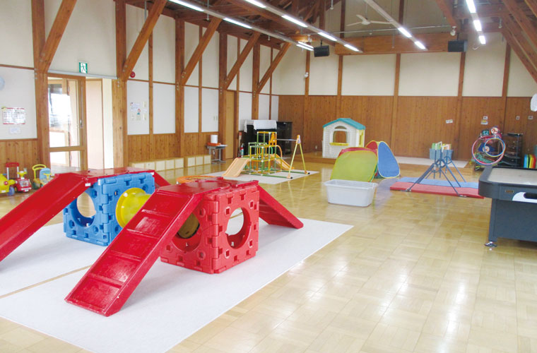 上郡町子育て学習センター