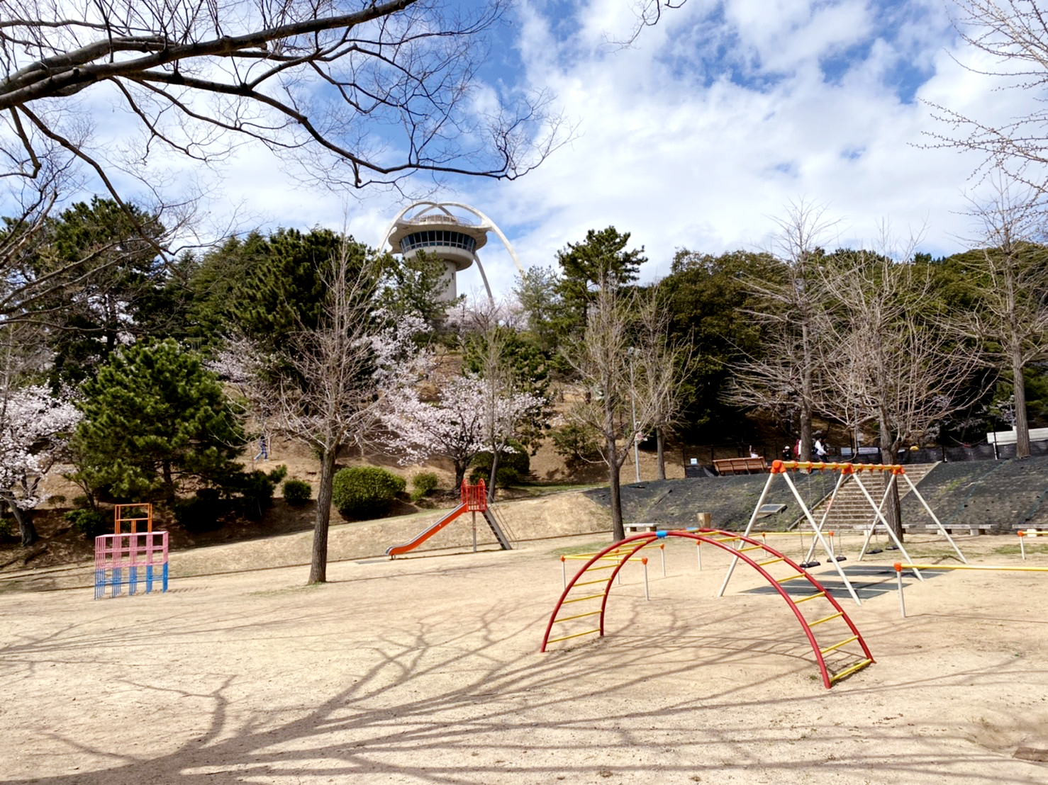 手柄山中央公園