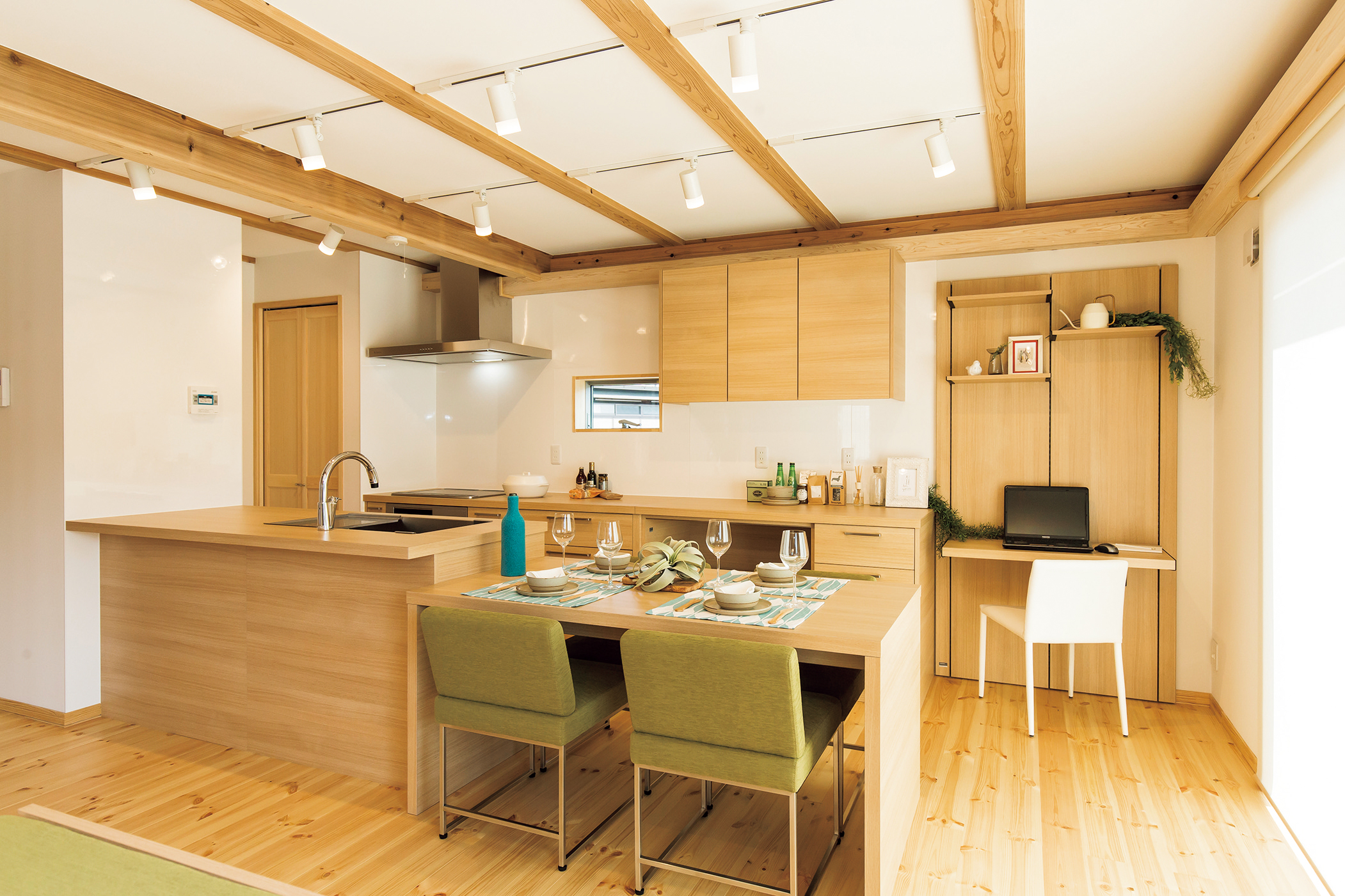 池尻殖産株式会社