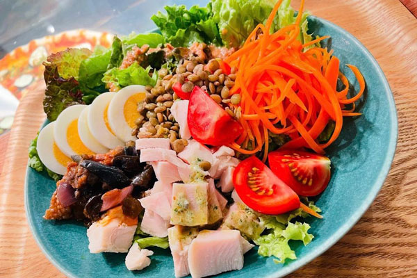 COME'S Restaurant & Cafe