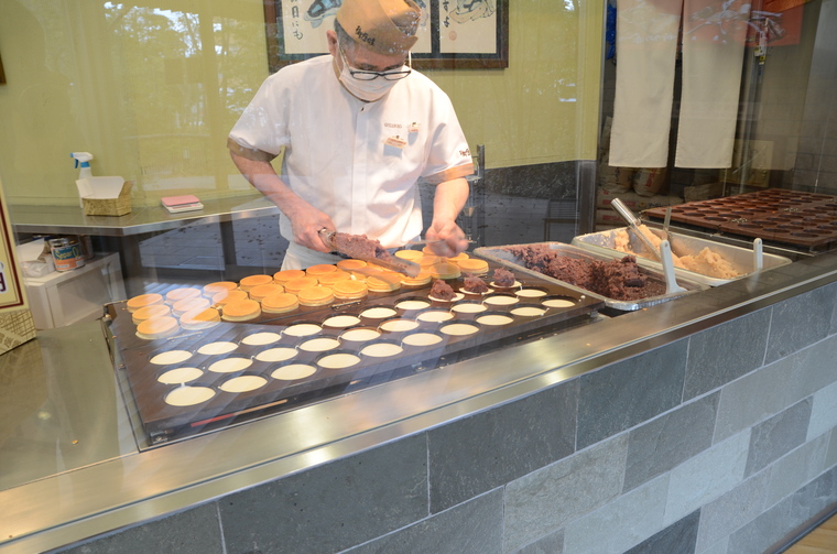 御座候  御座候 工場ショップ - 東姫路/ラーメン | 食べログ