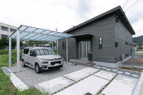 八幡コーポレーション