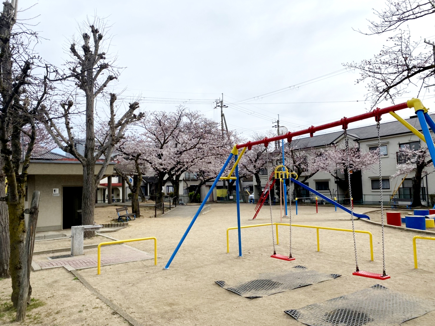 ゆうかり児童公園