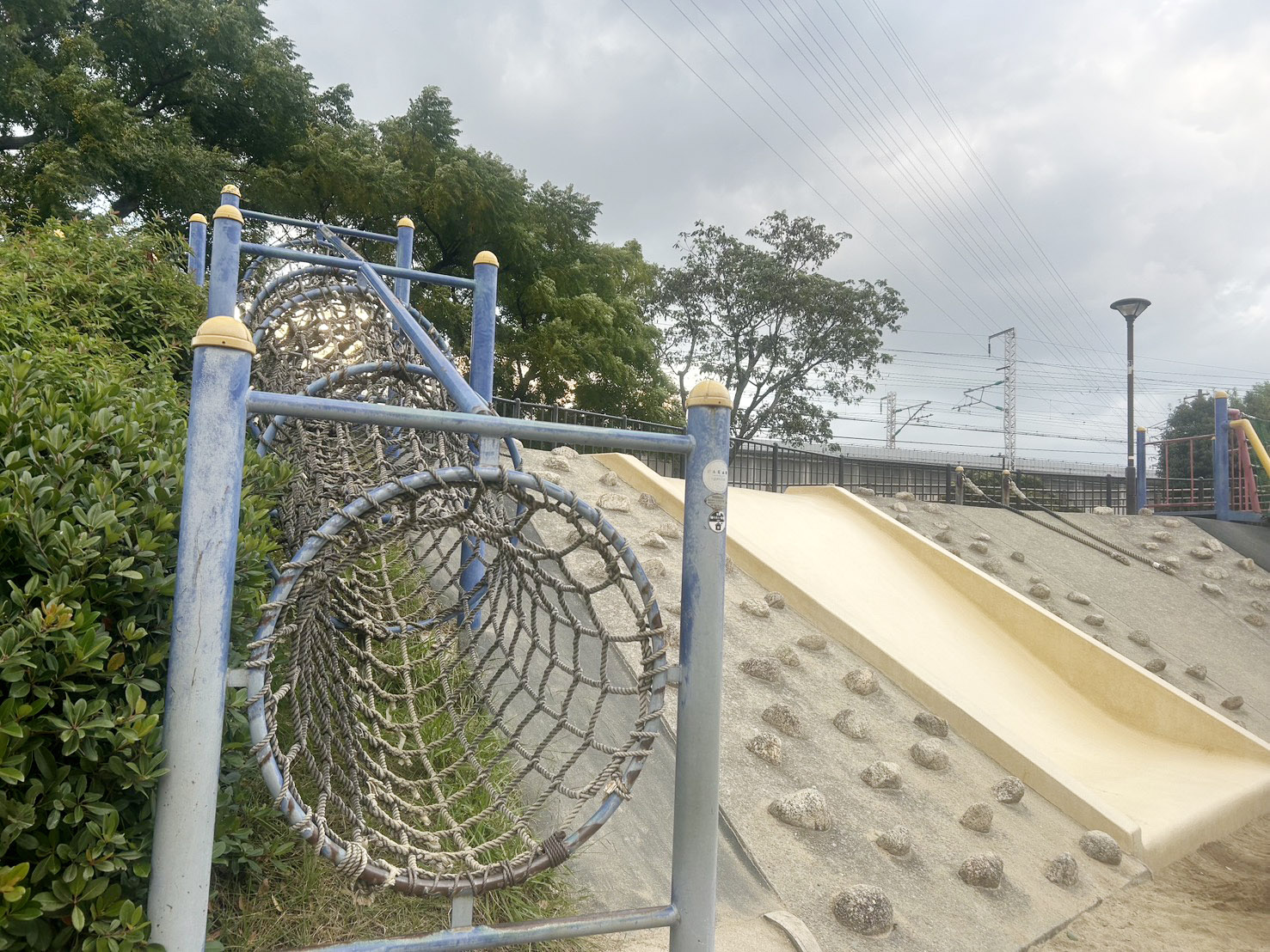 石ヶ池公園