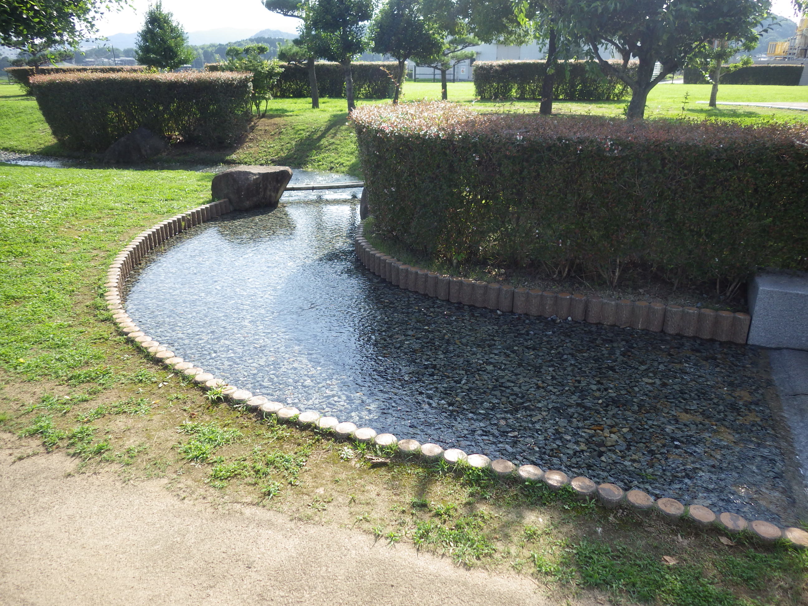 福崎町　せせらぎの川