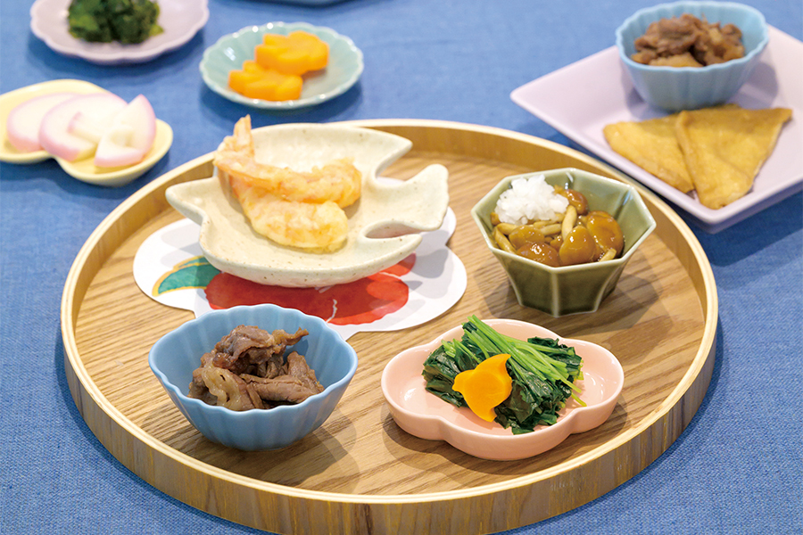 年越し蕎麦はどう食べる？おせち料理にも使える「乗せるだけ」具材レシピ5選